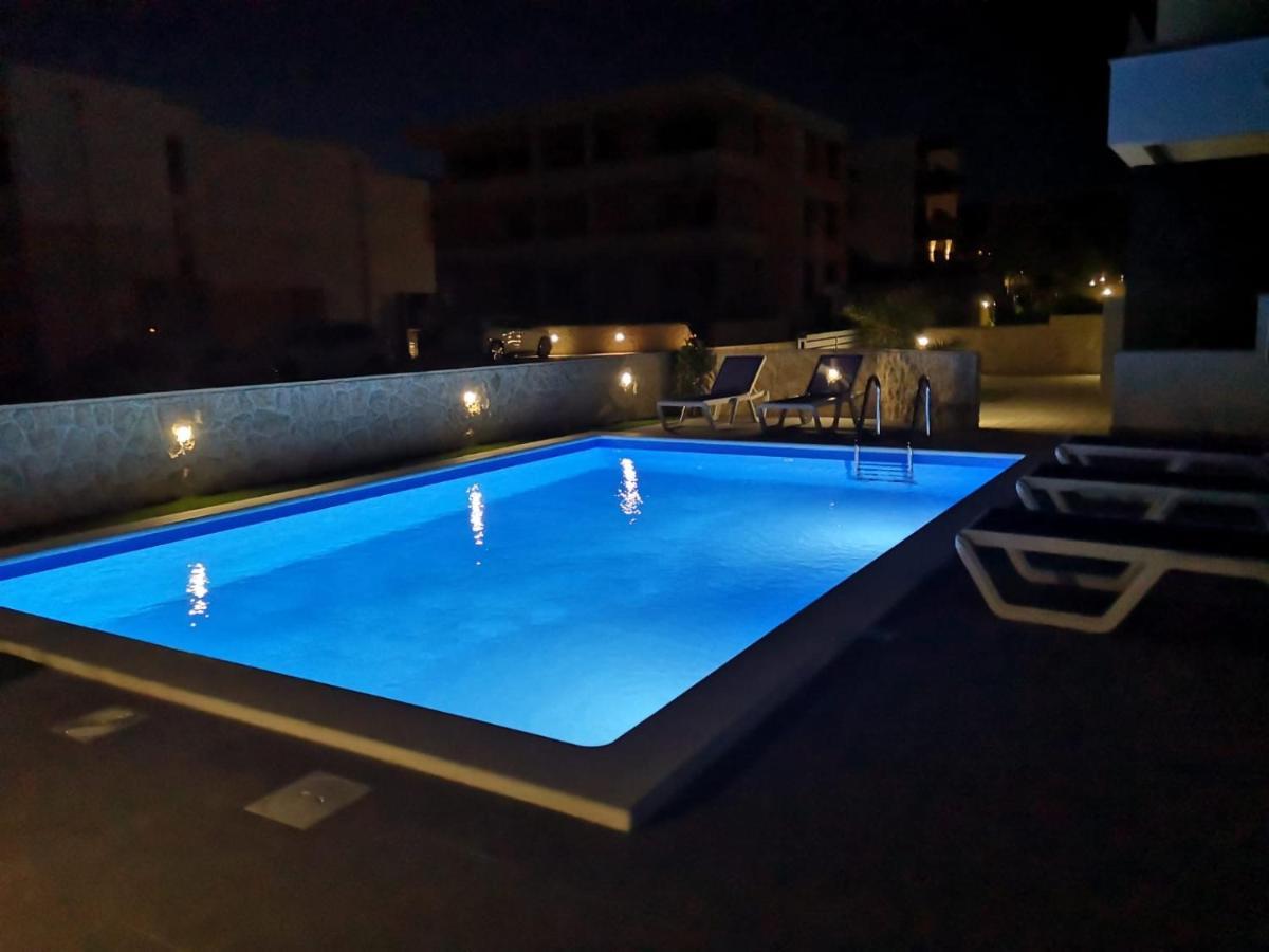 Villa Mateo Novalja Exterior foto